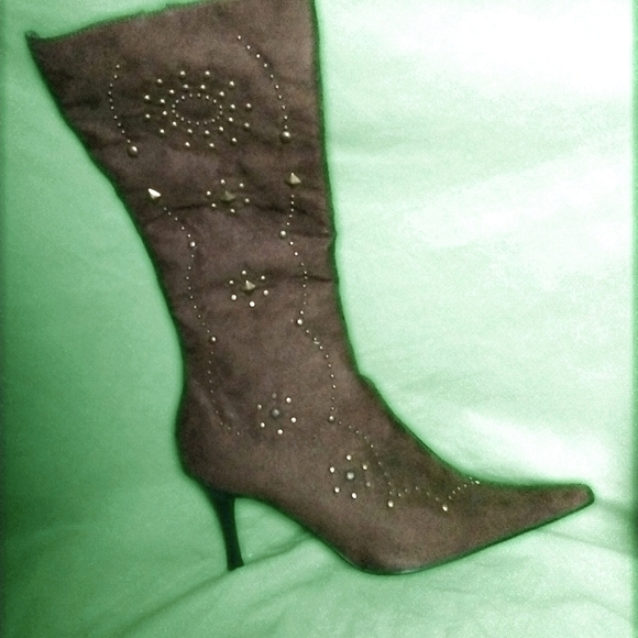 Brown Studded Heeled Boots - Picture 4 of 11